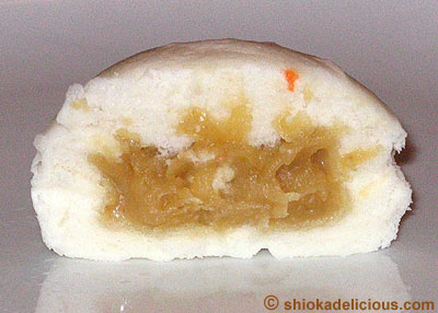 khong_guan_lotus_seed_paste_bao_3.jpg